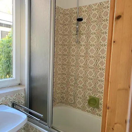 Retro بيت ضيافة ريفينتيز